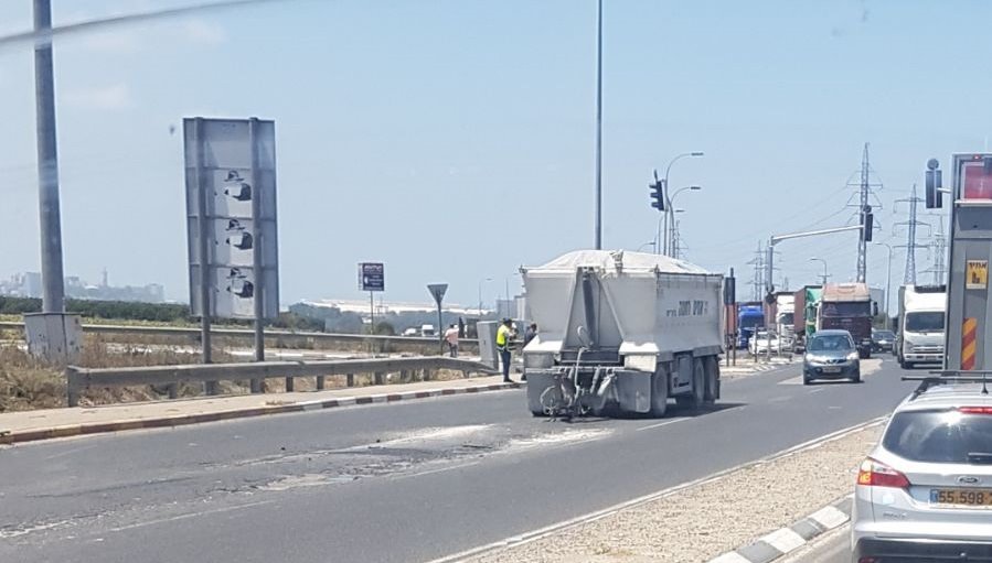 עגלת המשאית התקועה