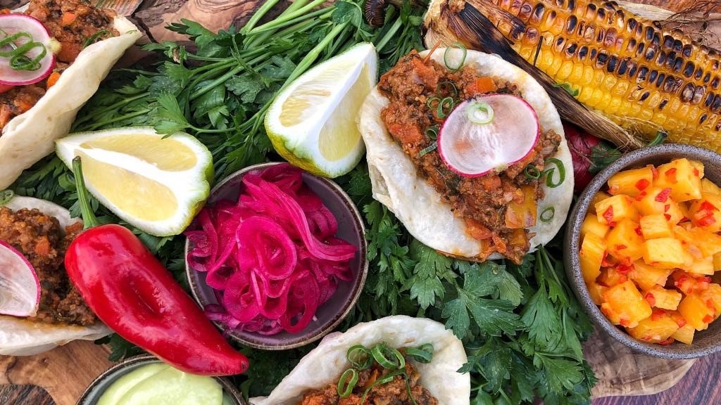 טאקו מקסיקני של מסעדת חצר אחורית | קרדיט: תיירות אשדוד