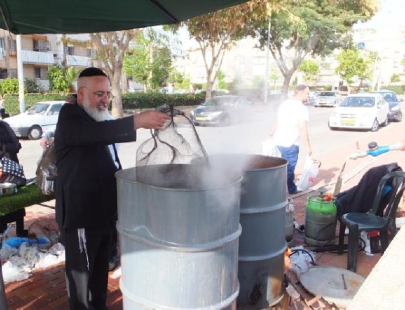 הרב עובדיה דהן בהגעלת כלים