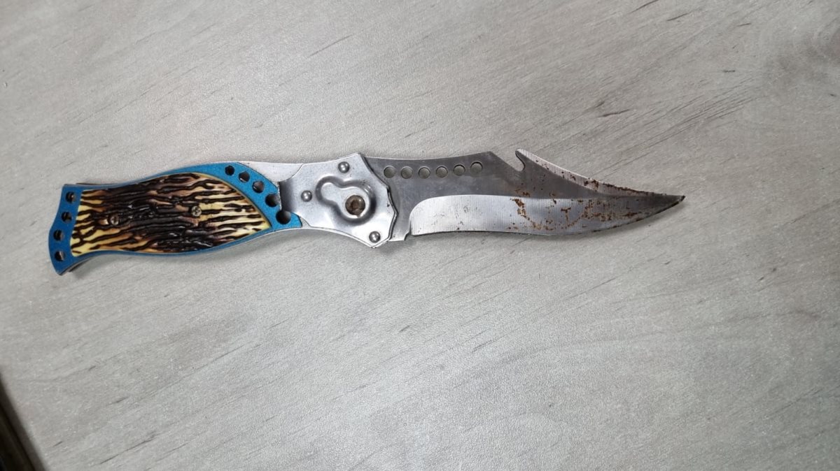 הסכין ששימשה לשוד - באדיבות דוברות המשטרה