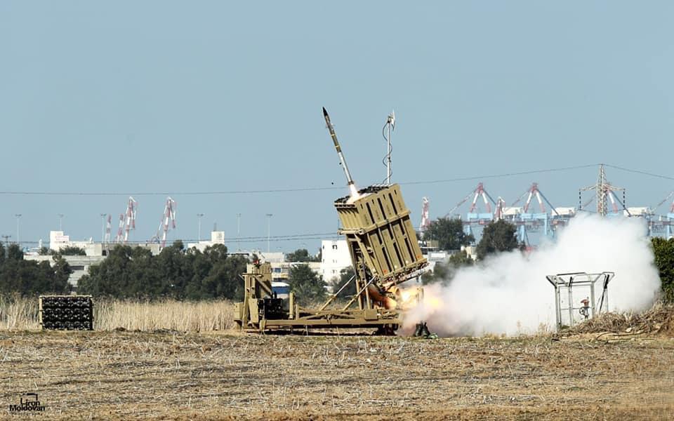 כיפת ברזל אשדוד בפעולה. צילום: לירון מולדובן