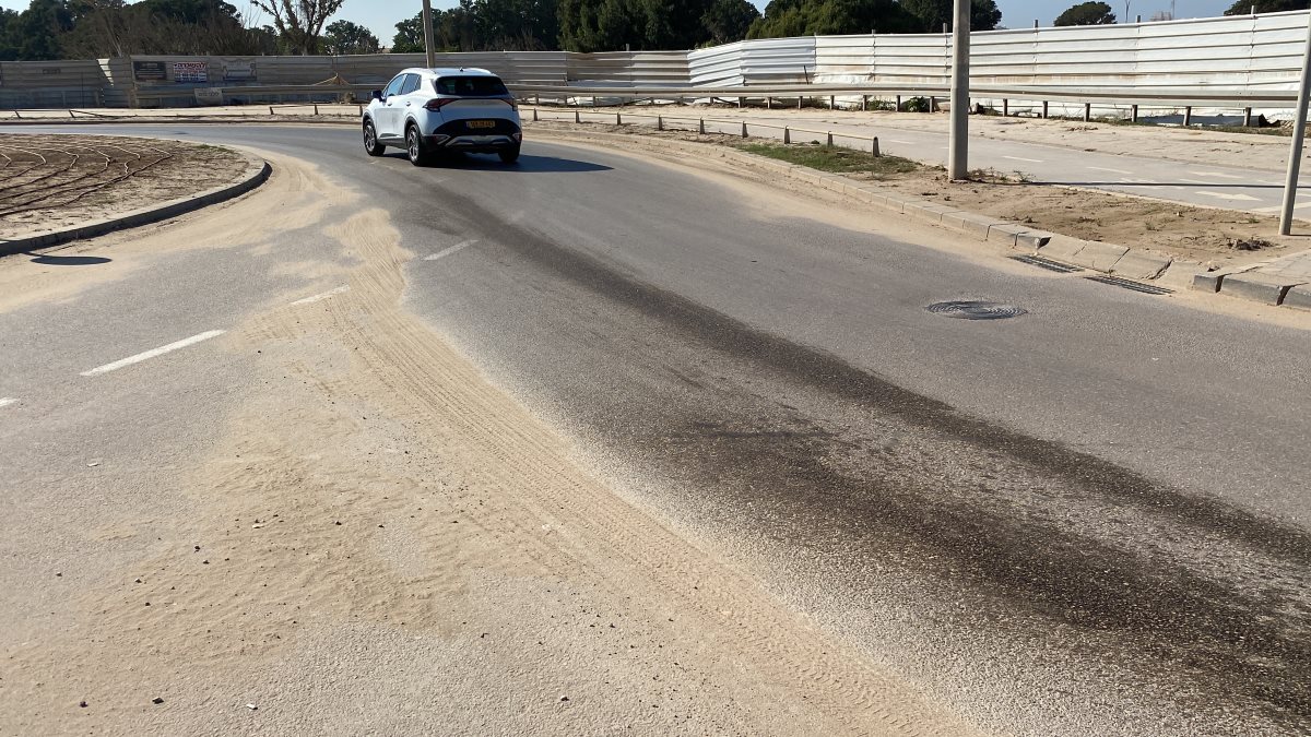 הסולר שנשפך בכיכר 