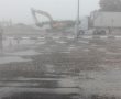 הסערה החורפית: חסימות כבישים וסכנות בדרך באשדוד (וידאו)