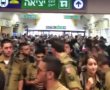 עומס חריג בתחנת הרכבת באשדוד בעקבות אדם שאיים להתאבד על הפסים